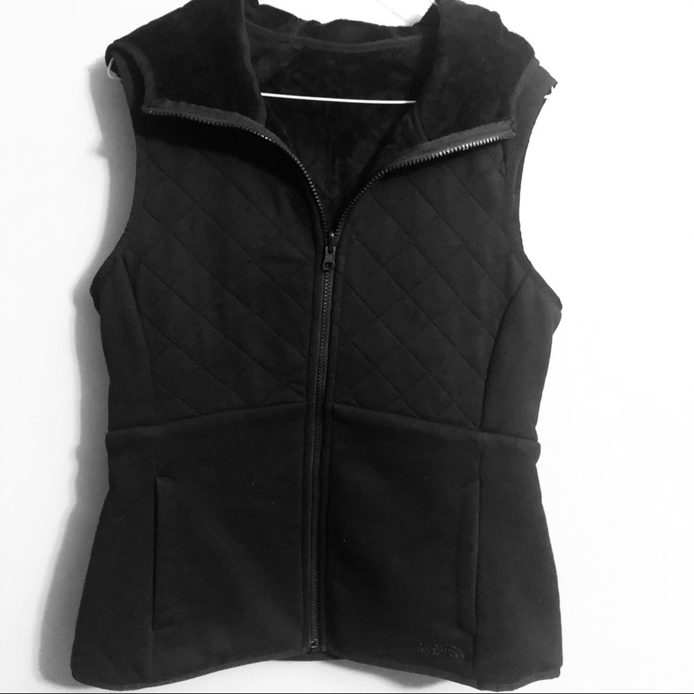 The North Face Black Reversible Hooded Vest Gem
